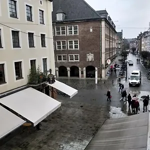 https://avi-deluxe-altstadt-apart.dortmundhotels.net